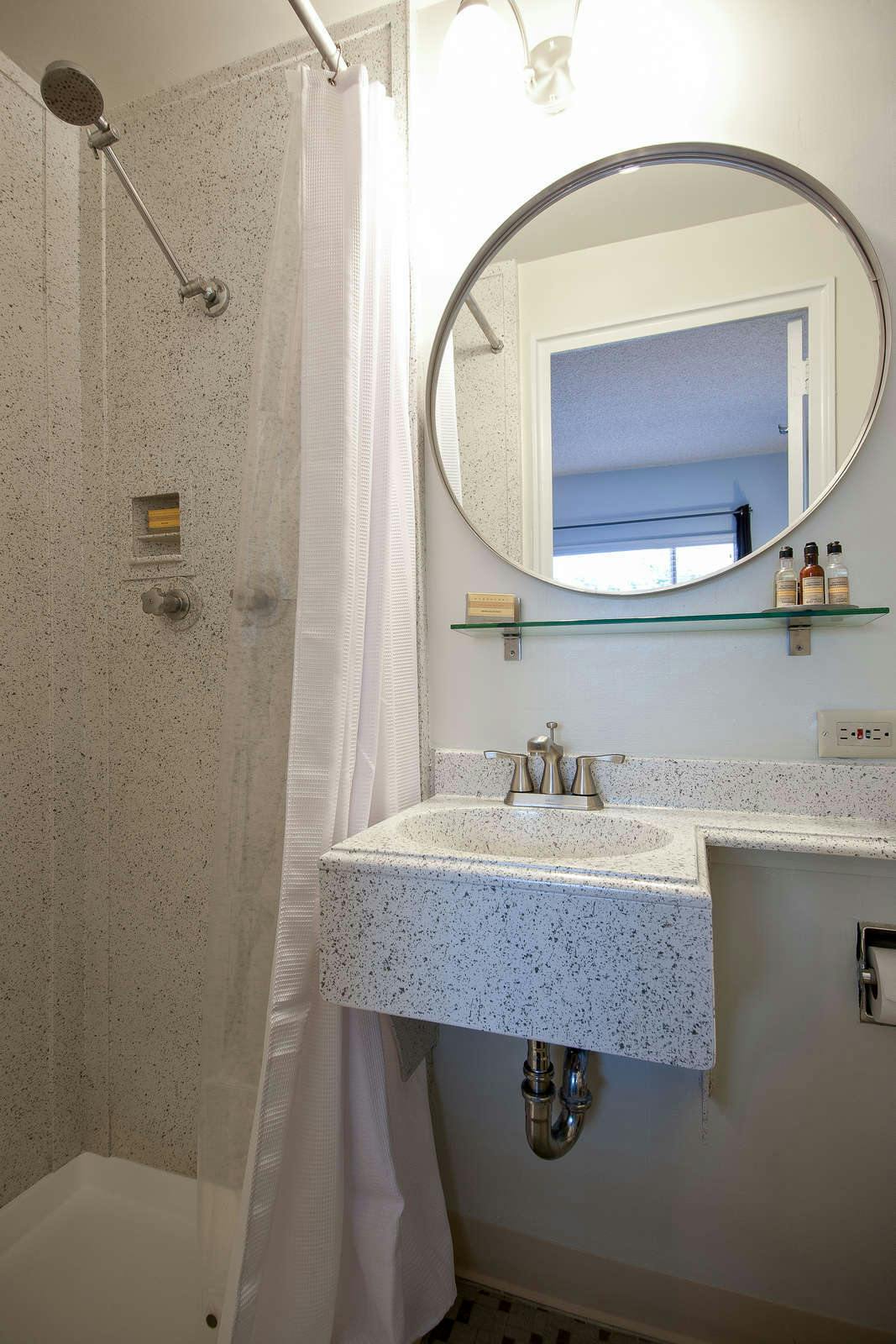 Hotel La Jolla Cove Hotel & Suites photo 4