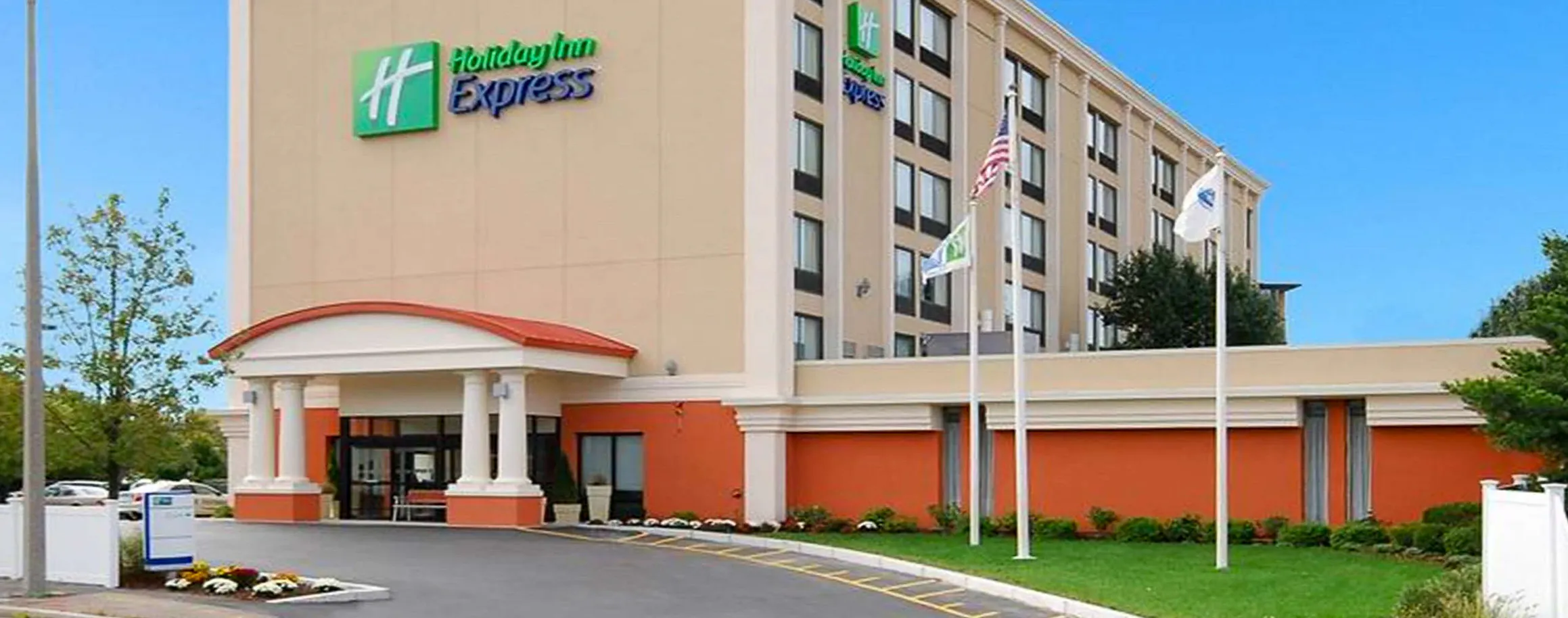 Holiday Inn Express Boston Boston South Suburbs HotelTonight Holiday inn express boston boston south suburbs hoteltonight