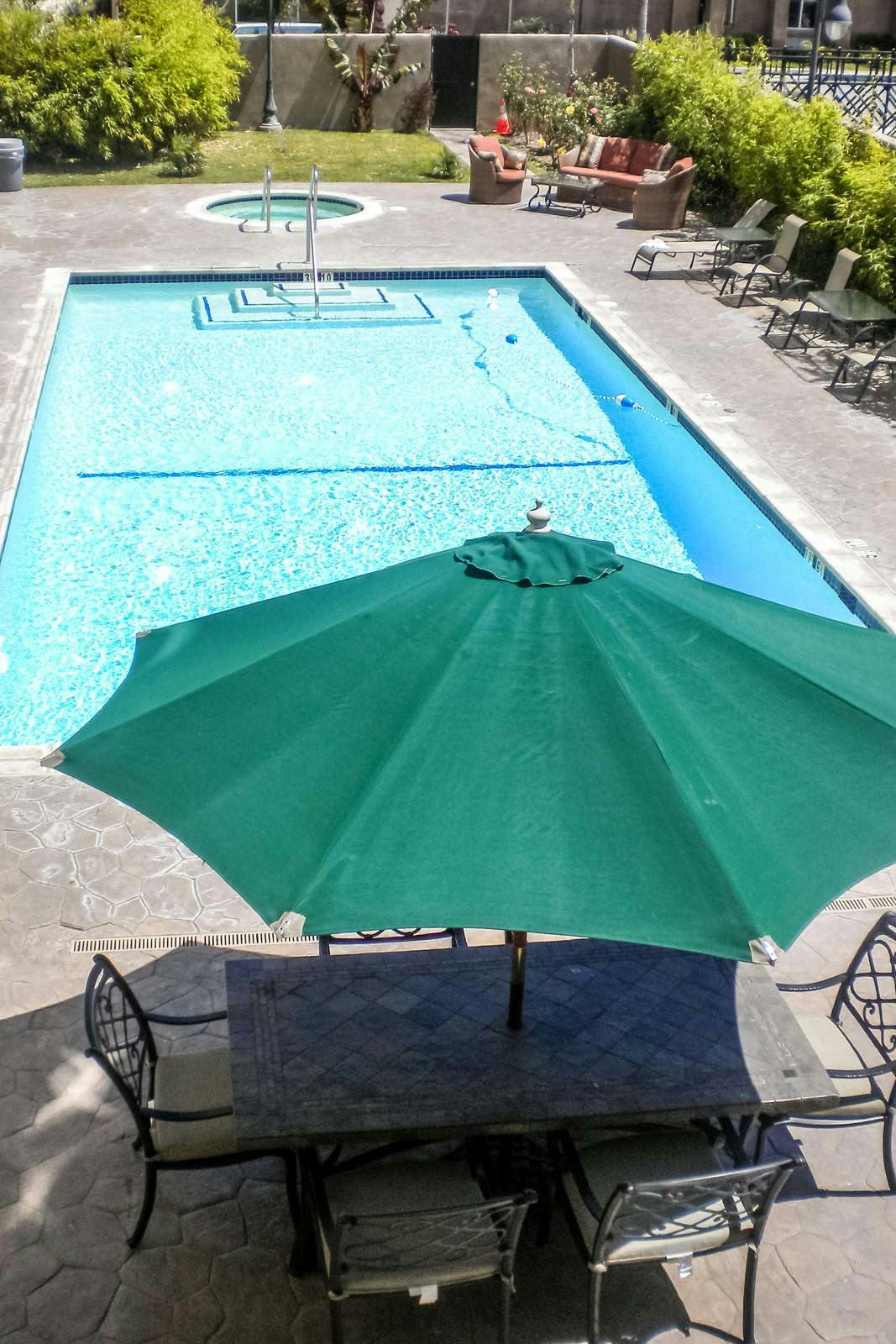 Hotel Holiday Inn Express LAX-Hawthorne photo 1