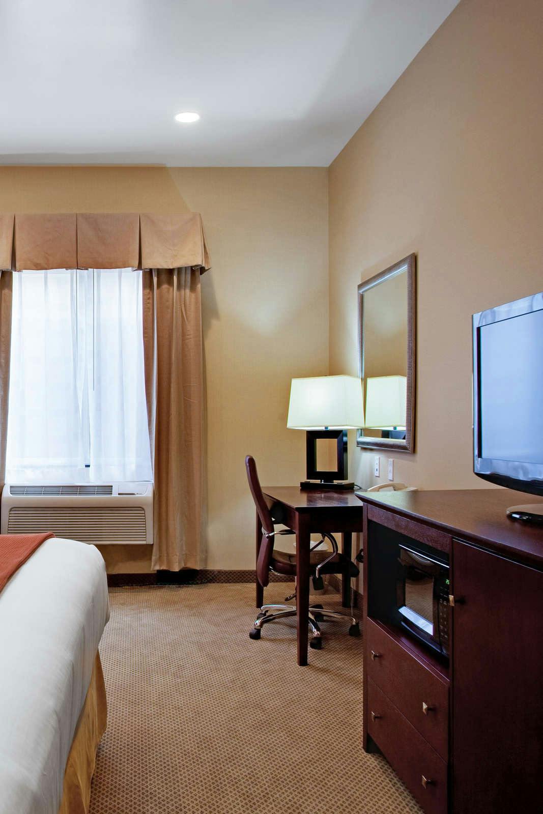 Hotel Holiday Inn Express LAX-Hawthorne photo 5