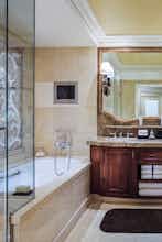 Hotel The Maybourne Beverly Hills, Maybourne photo 2