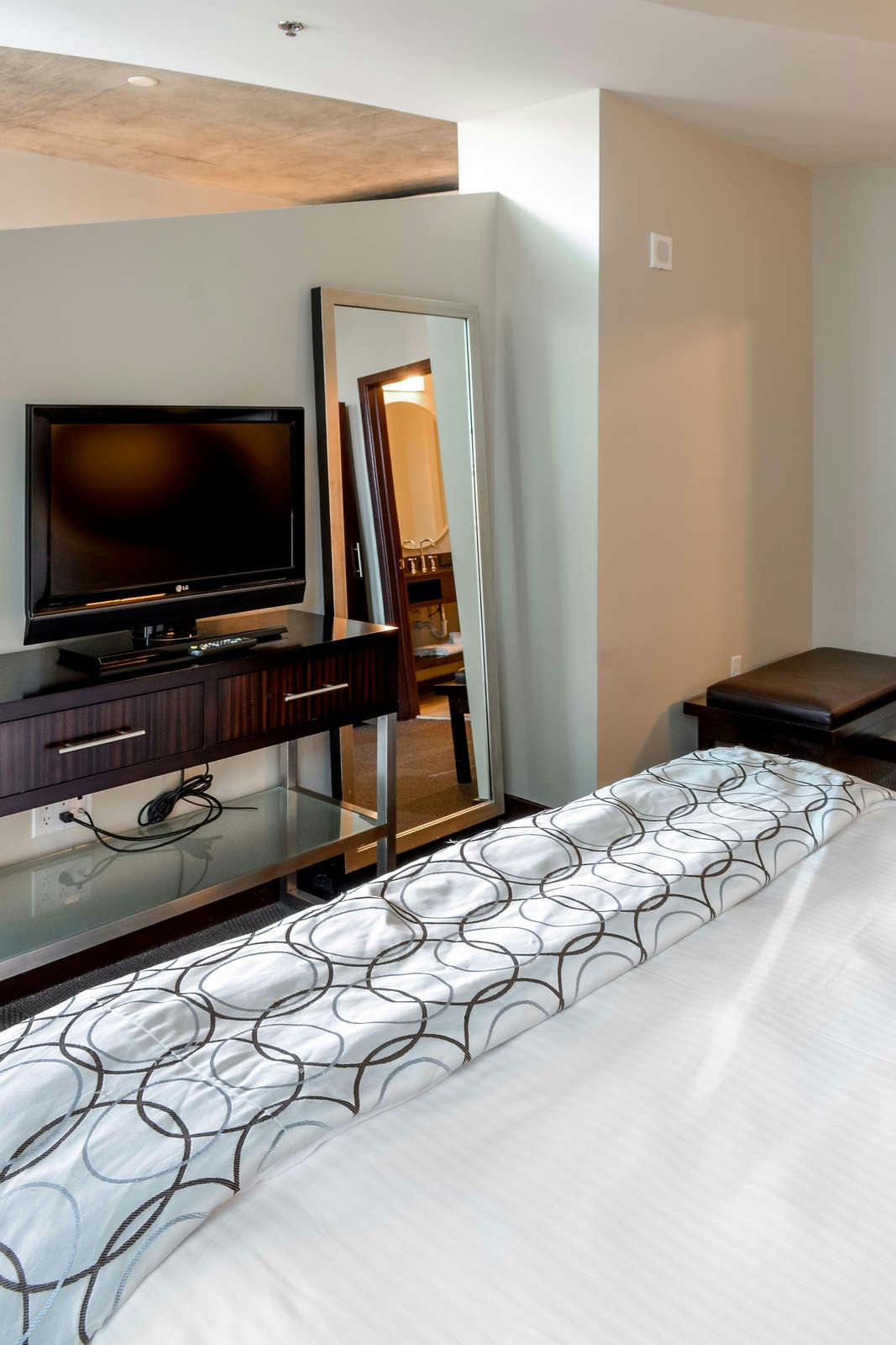 Hotel Twelve Downtown, Autograph Collection photo 5