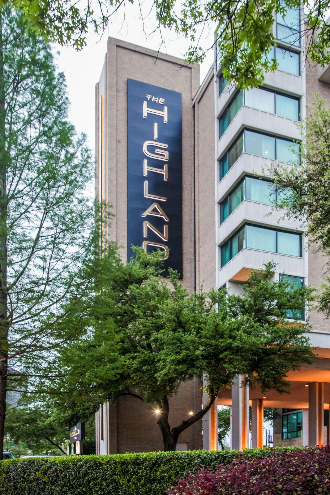 The Highland Dallas, Curio Collection by Hilton