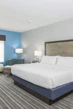 Hotel Holiday Inn Express & Suites Houston - Hobby Airport Area photo 5