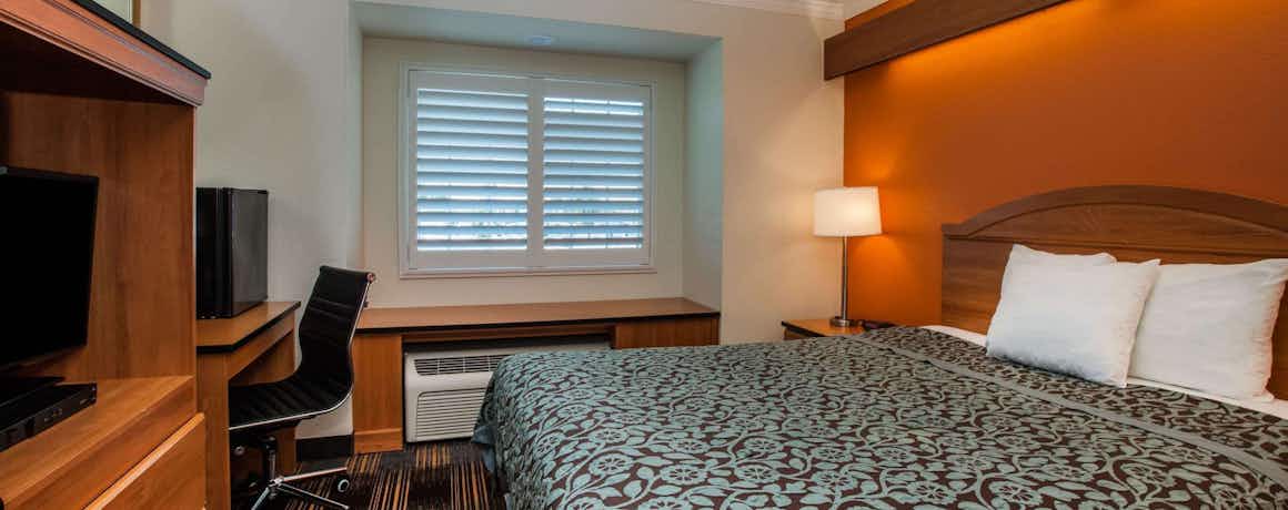 Days Inn and Suites Antioch