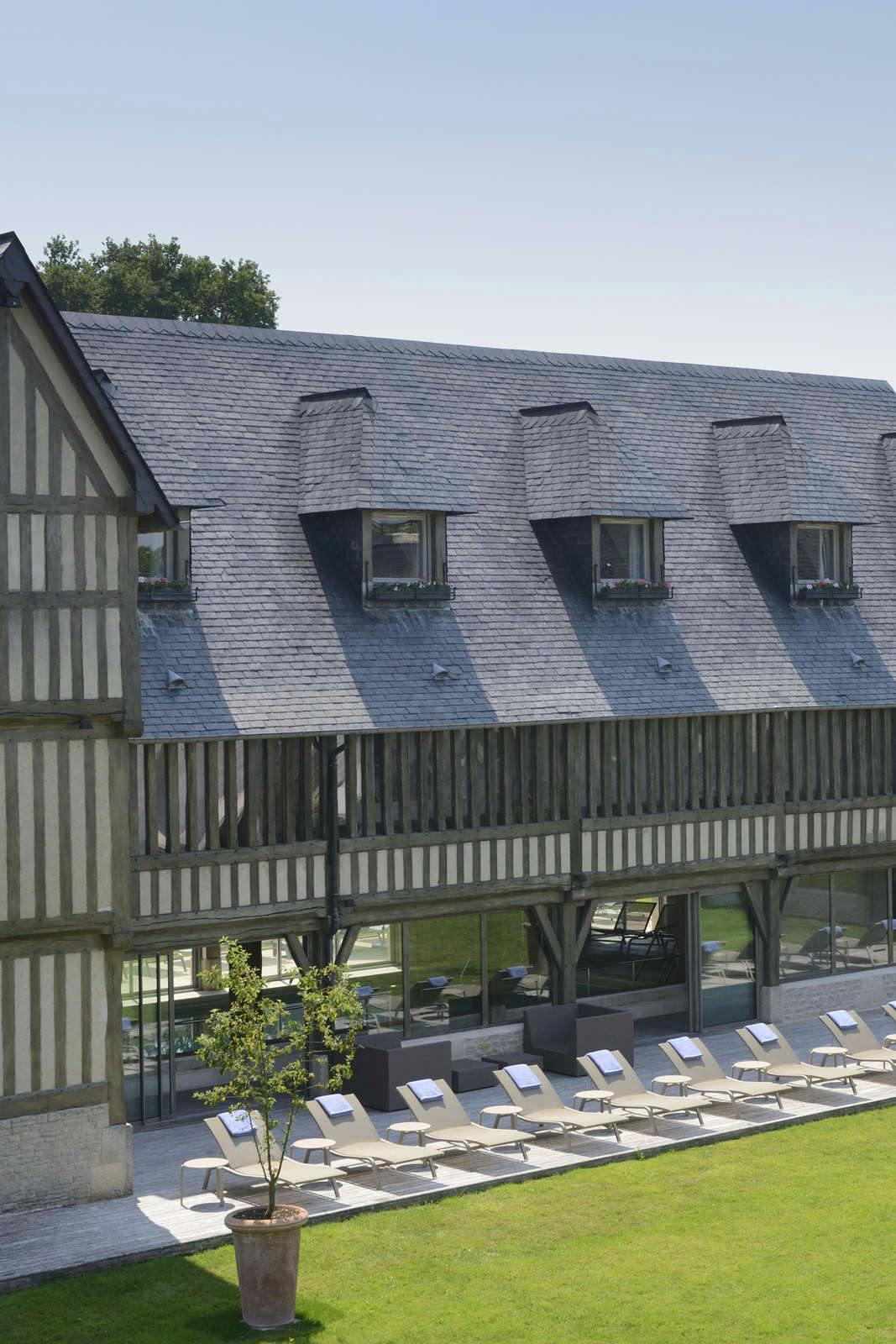 Hotel Les Manoirs de Tourgeville photo 1