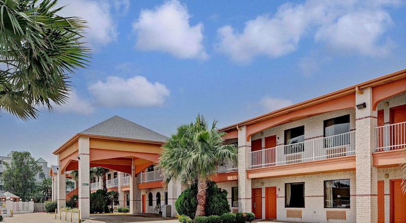 Last Minute Hotel Deals In Galveston Hoteltonight