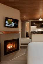 Hotel Executive - The Inn at Whistler Village photo 3