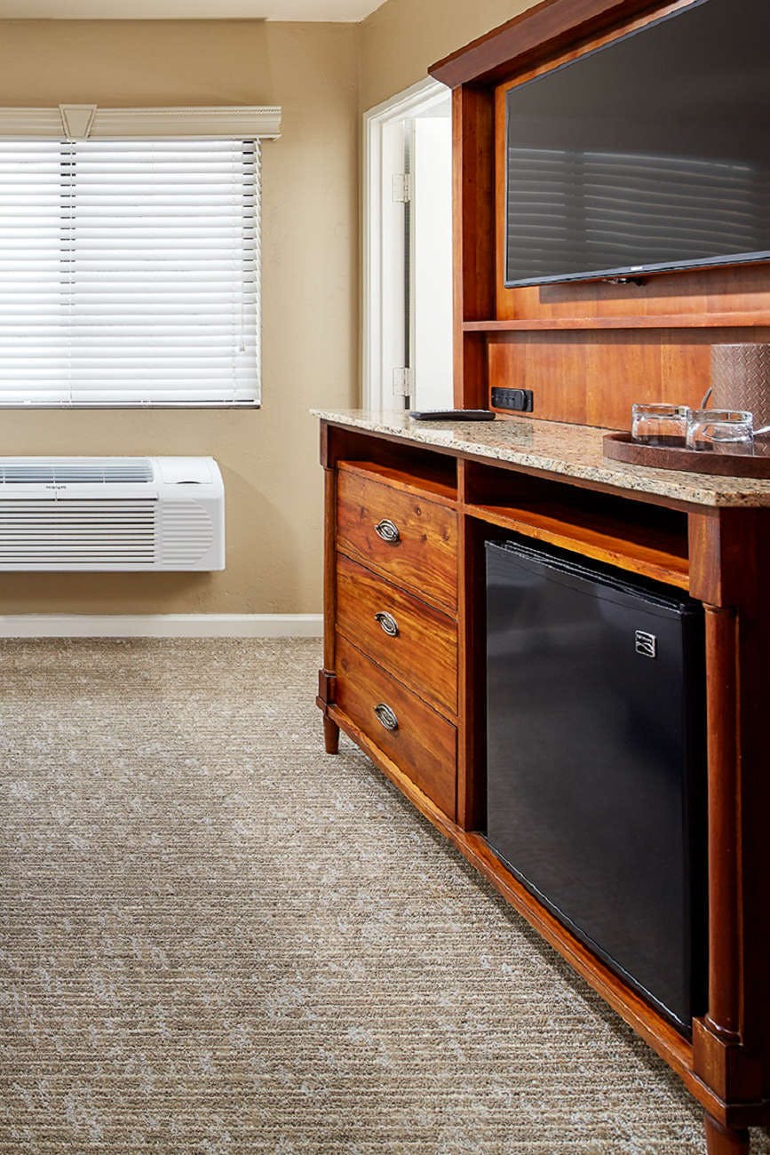 Hotel Glorietta Bay Inn photo 5