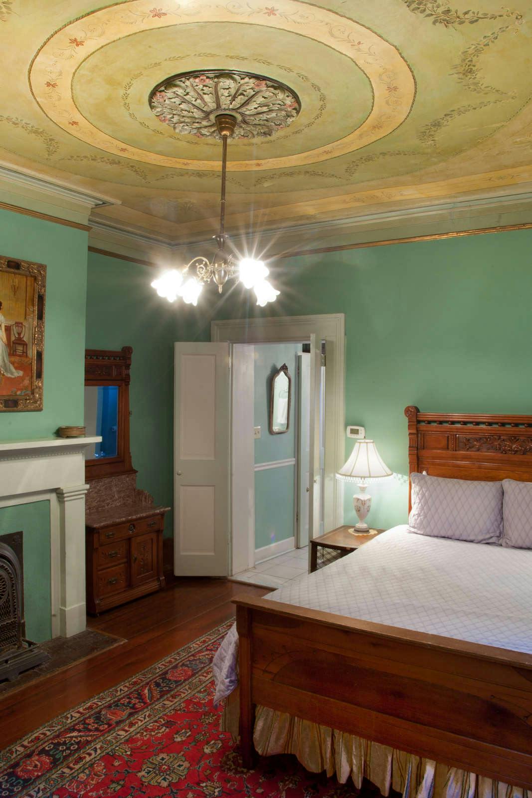 Hotel 17Hundred90 Inn and Restaurant photo 2