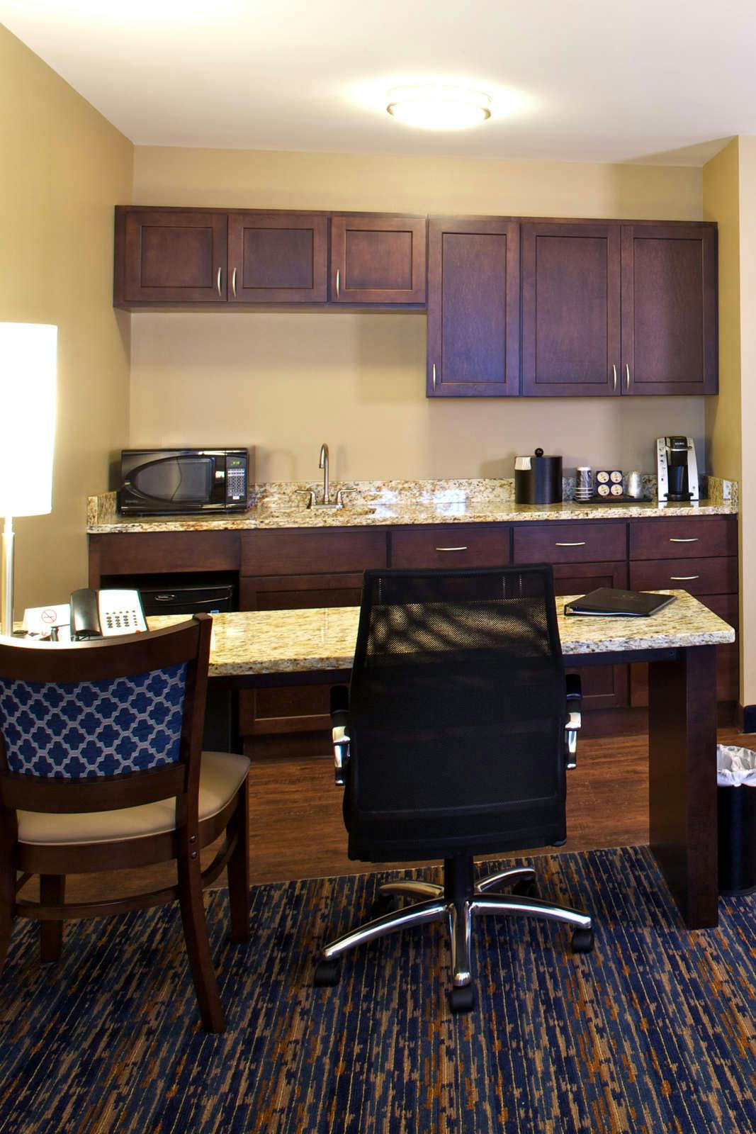 Hotel GrandStay Hotel & Suites, Mount Horeb-Madison photo 4