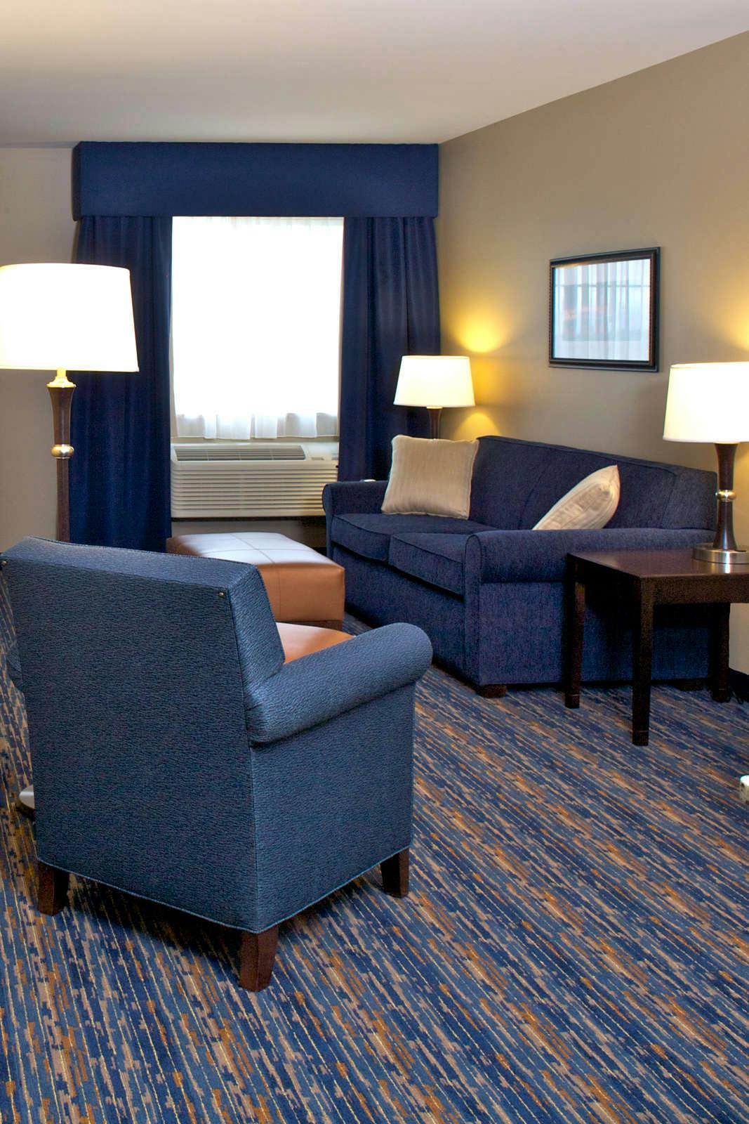 Hotel GrandStay Hotel & Suites, Mount Horeb-Madison photo 3