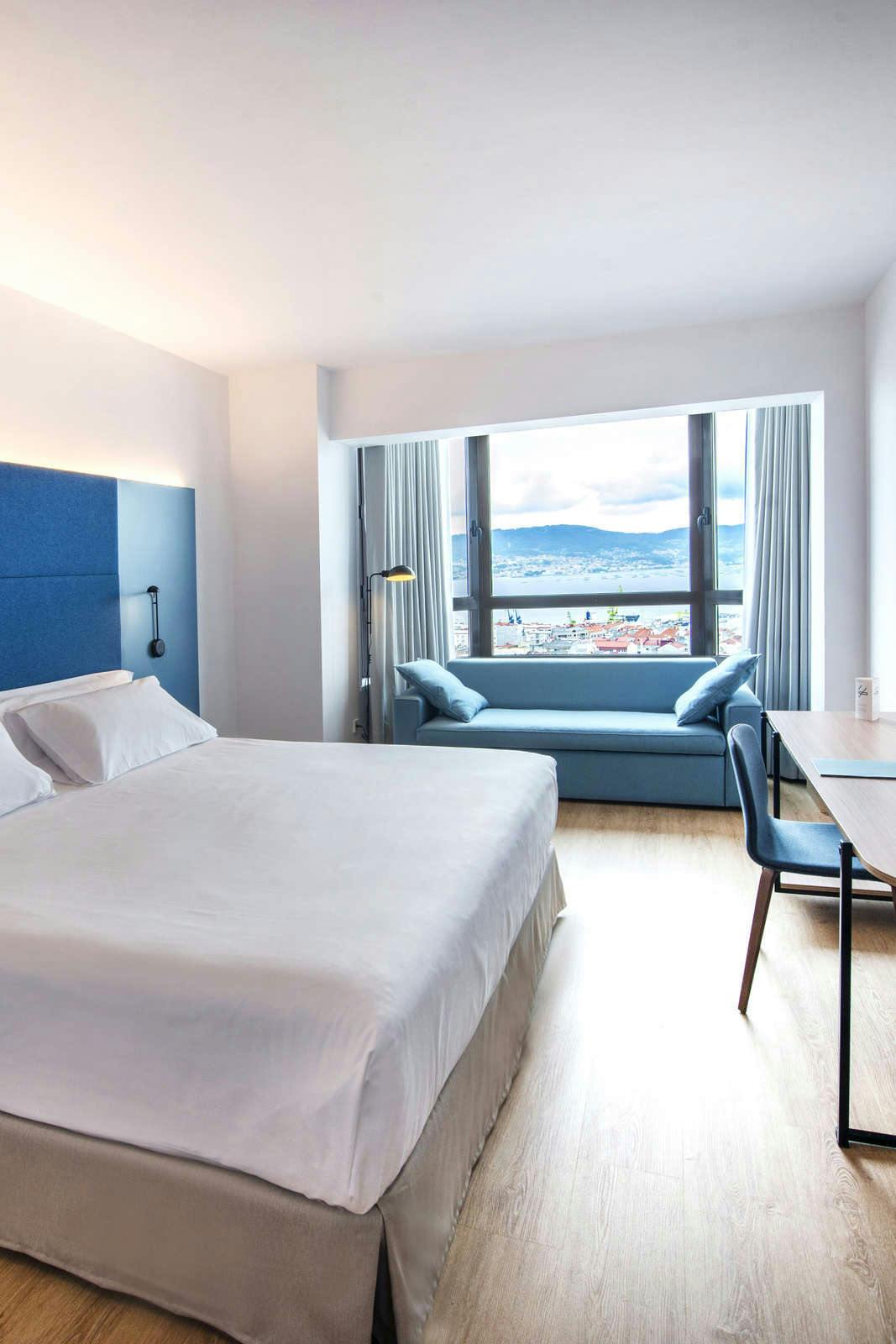 Hotel Occidental Vigo photo 1