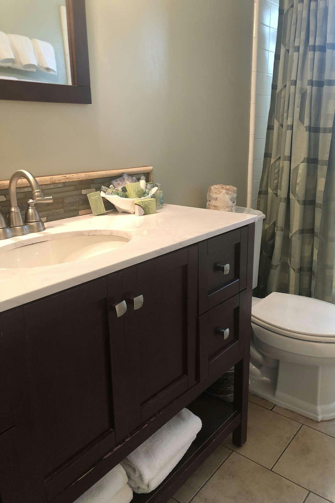 Hotel Inn by the Harbor photo 5