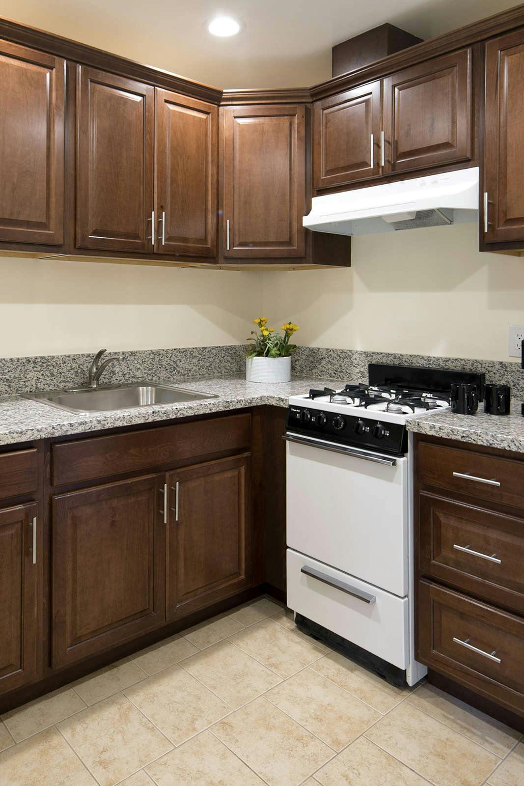 Hotel Inn by the Harbor photo 4