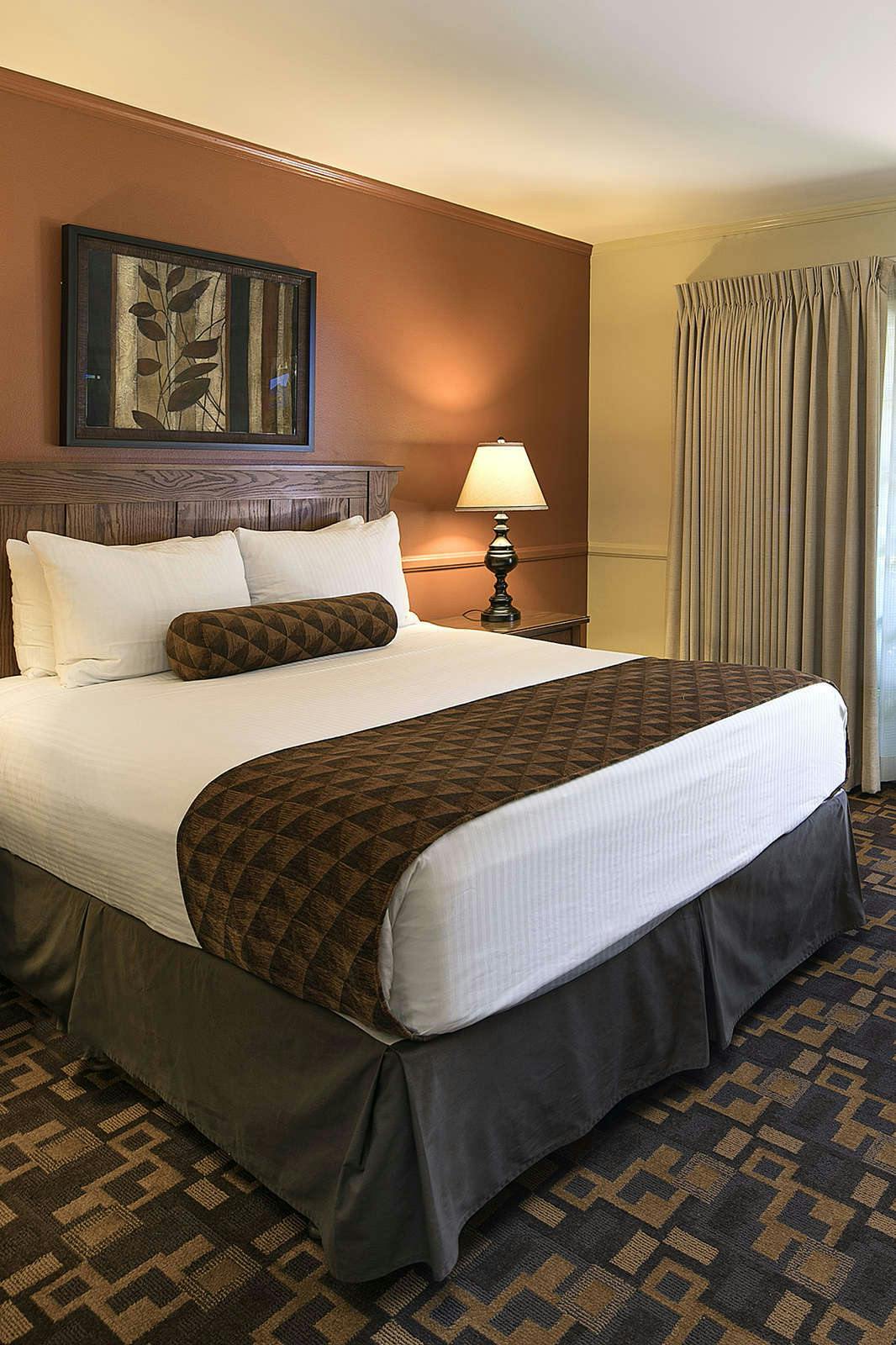 Hotel Inn by the Harbor photo 1