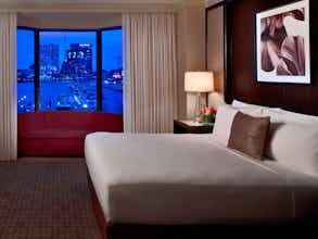 Hotel The Royal Sonesta Harbor Court Baltimore photo 2