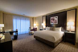 Hotel The Royal Sonesta Harbor Court Baltimore photo 5