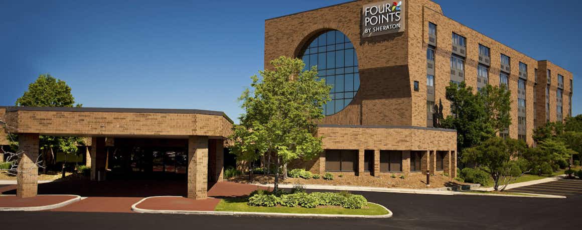 Four Points by Sheraton Milwaukee North Shore