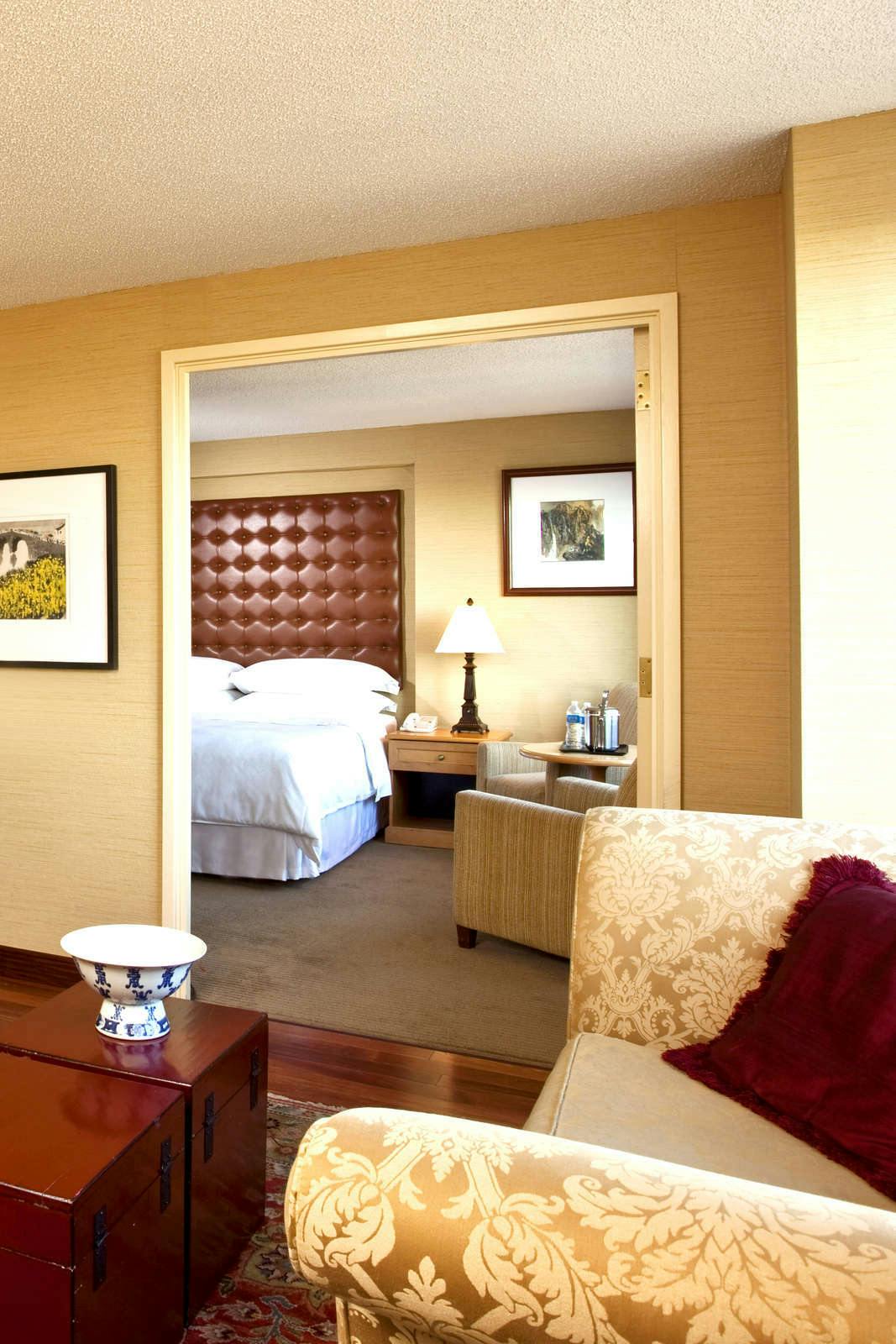 Hotel Sheraton LaGuardia East Hotel photo 5