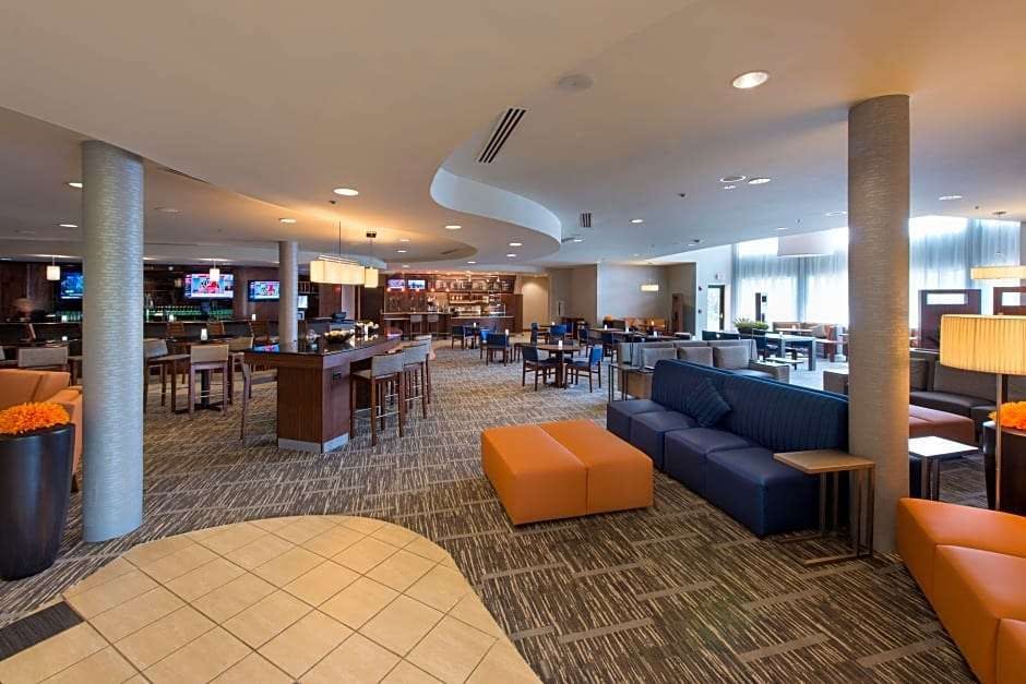 Hotel Courtyard by Marriott Canton photo 5