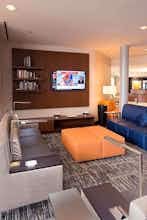 Hotel Courtyard by Marriott Canton photo 4