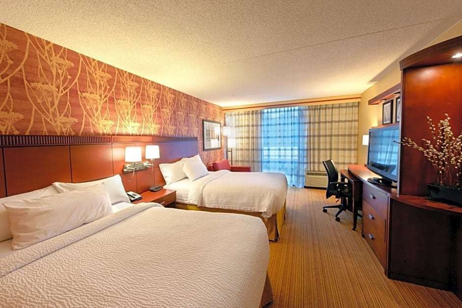 Hotel Courtyard by Marriott Canton photo 2