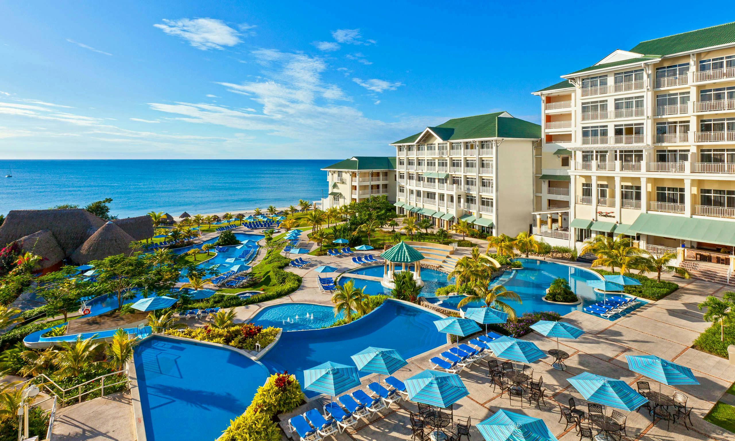 Sheraton Bijao Beach Resort - All Inclusive
