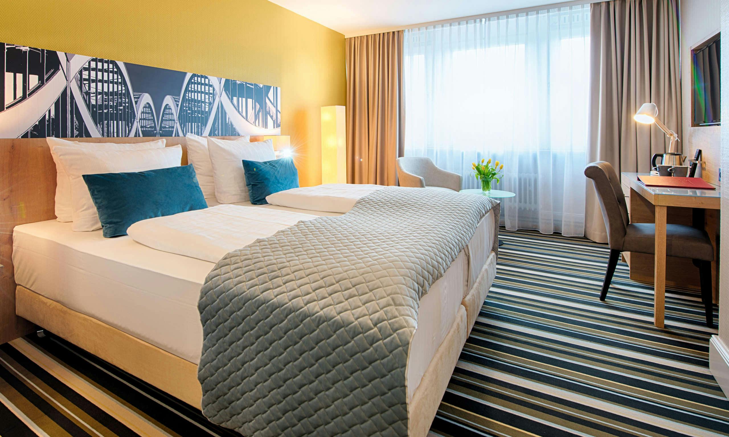 Hotel Leonardo Hotel Hamburg Elbbrücken photo 1