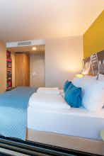 Hotel Leonardo Hotel Hamburg Elbbrücken photo 2