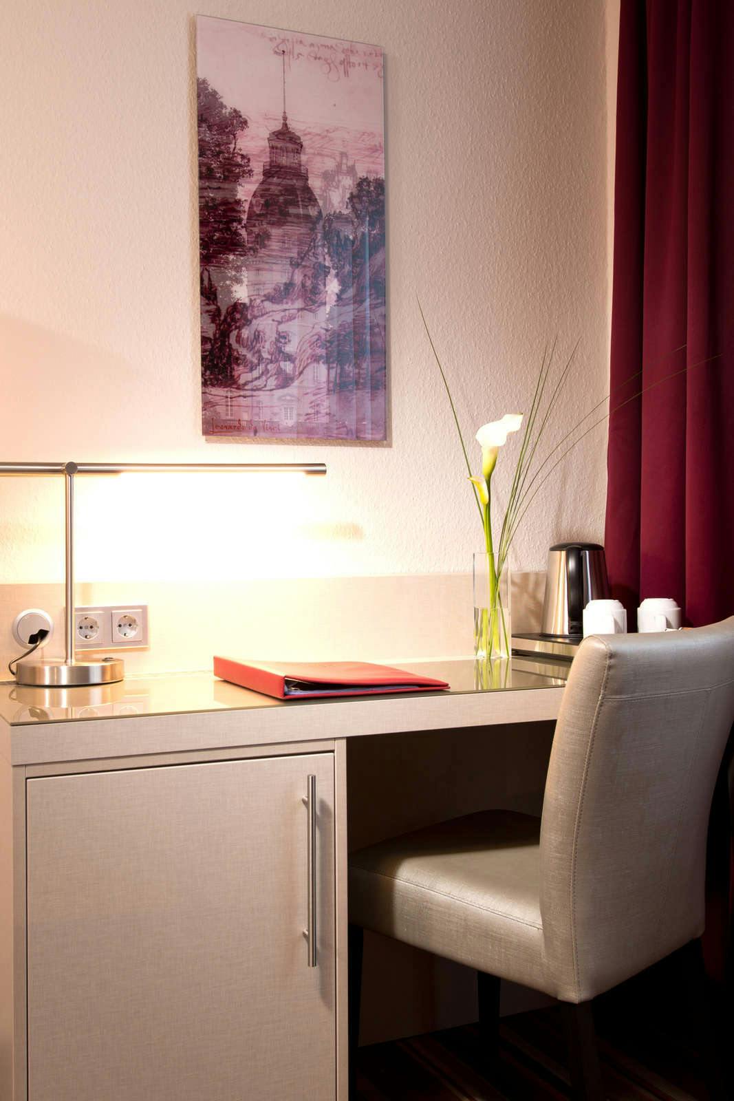 Hotel Leonardo Hotel Köln photo 4