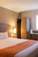Hotel The Originals City, Hotel Le Gayant, Douai photo 2