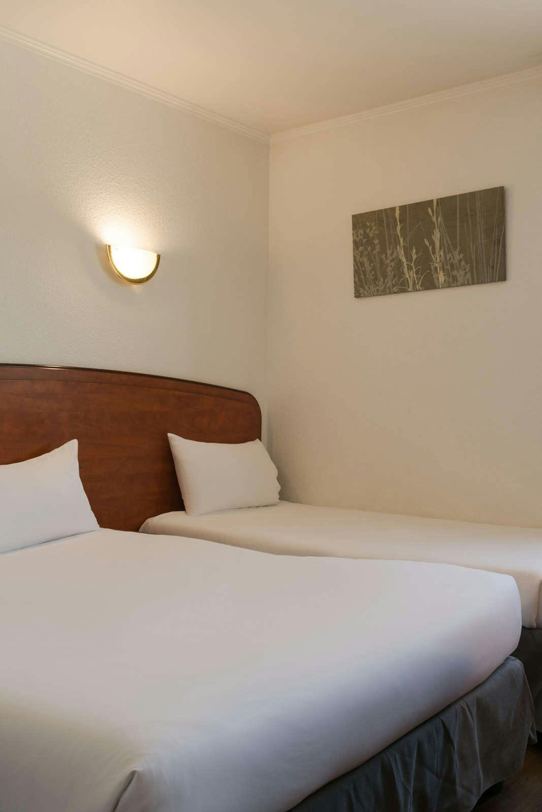 Hotel The Originals City,Hotel La Belle Etape, Brignoles photo 3