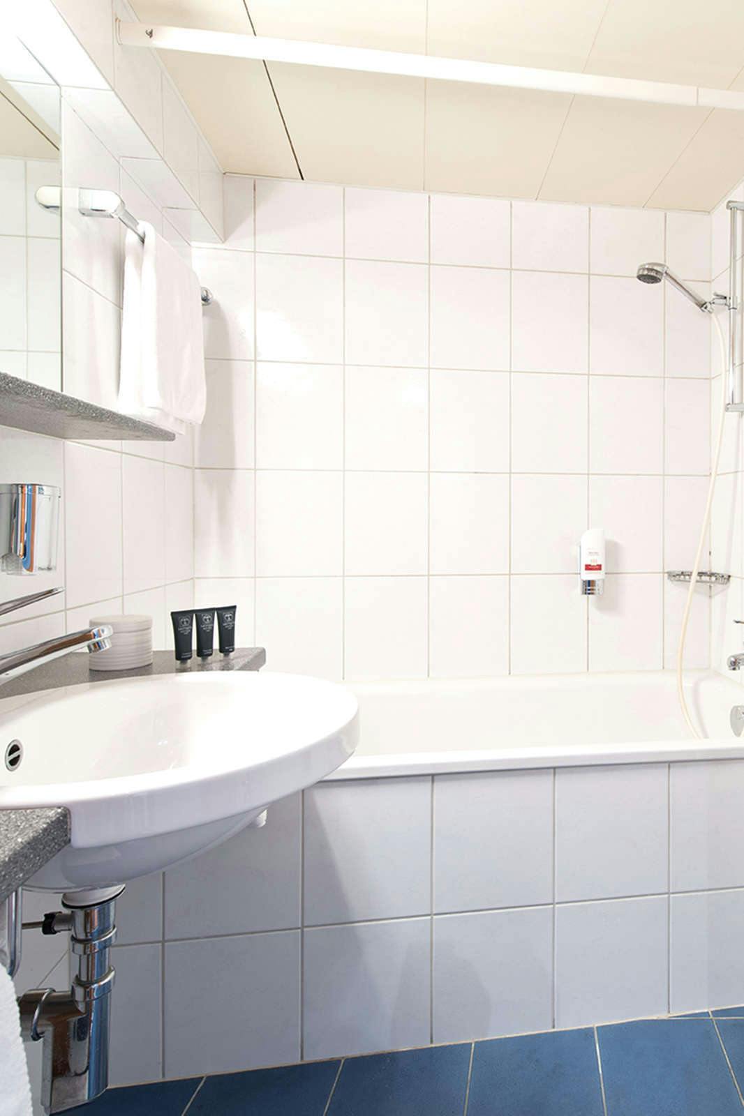 Hotel Leonardo Boutique Hotel Rigihof Zürich photo 3