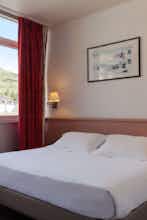 Hotel The Originals City, Hotel de l'Ange, Guebwiller photo 1