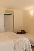 Hotel Hotel The Originals Manoir de la Roche Torin photo 5