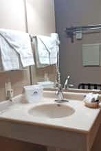 Hotel Americas Best Value Inn & Suites Bismarck photo 5