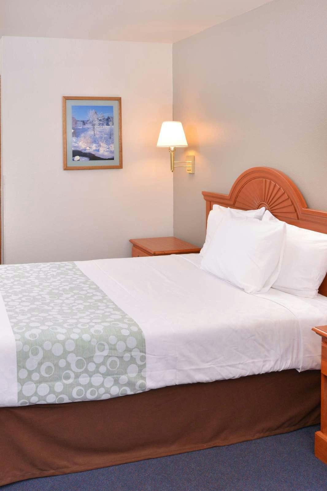 Hotel Americas Best Value Inn Burns photo 1