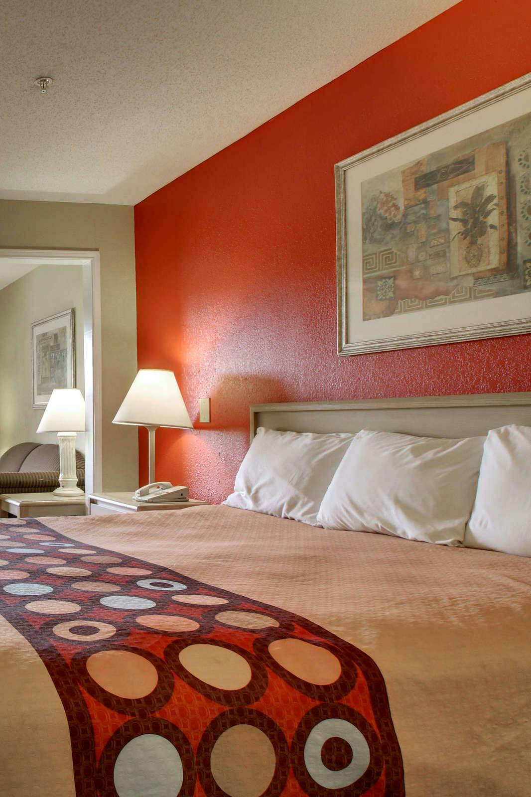 Hotel SureStay Hotel by Best Western Tuscaloosa Southeast photo 1