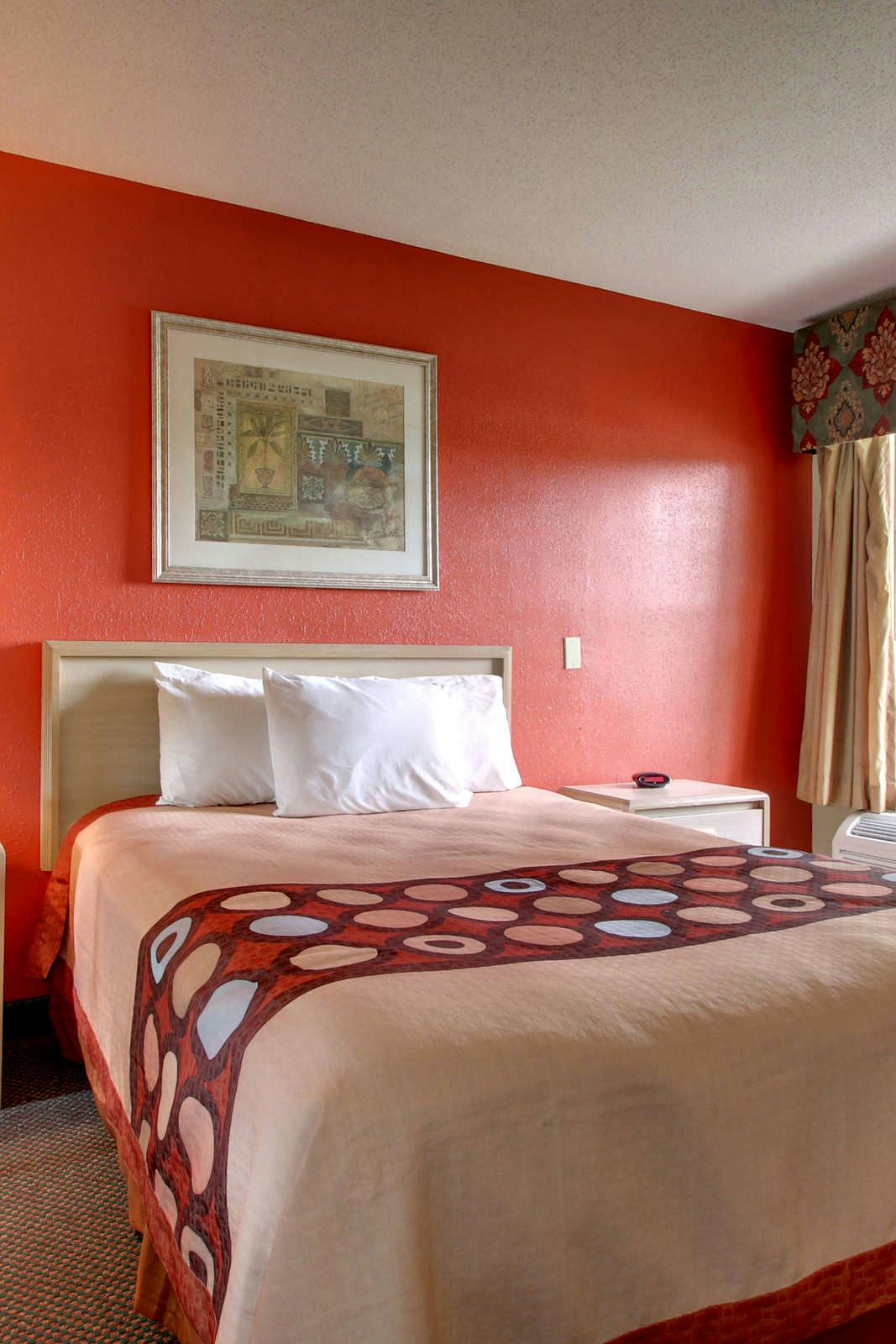 Hotel SureStay Hotel by Best Western Tuscaloosa Southeast photo 4