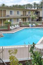 Hotel Americas Best Value Inn & Suites Anaheim Convention Center photo 4