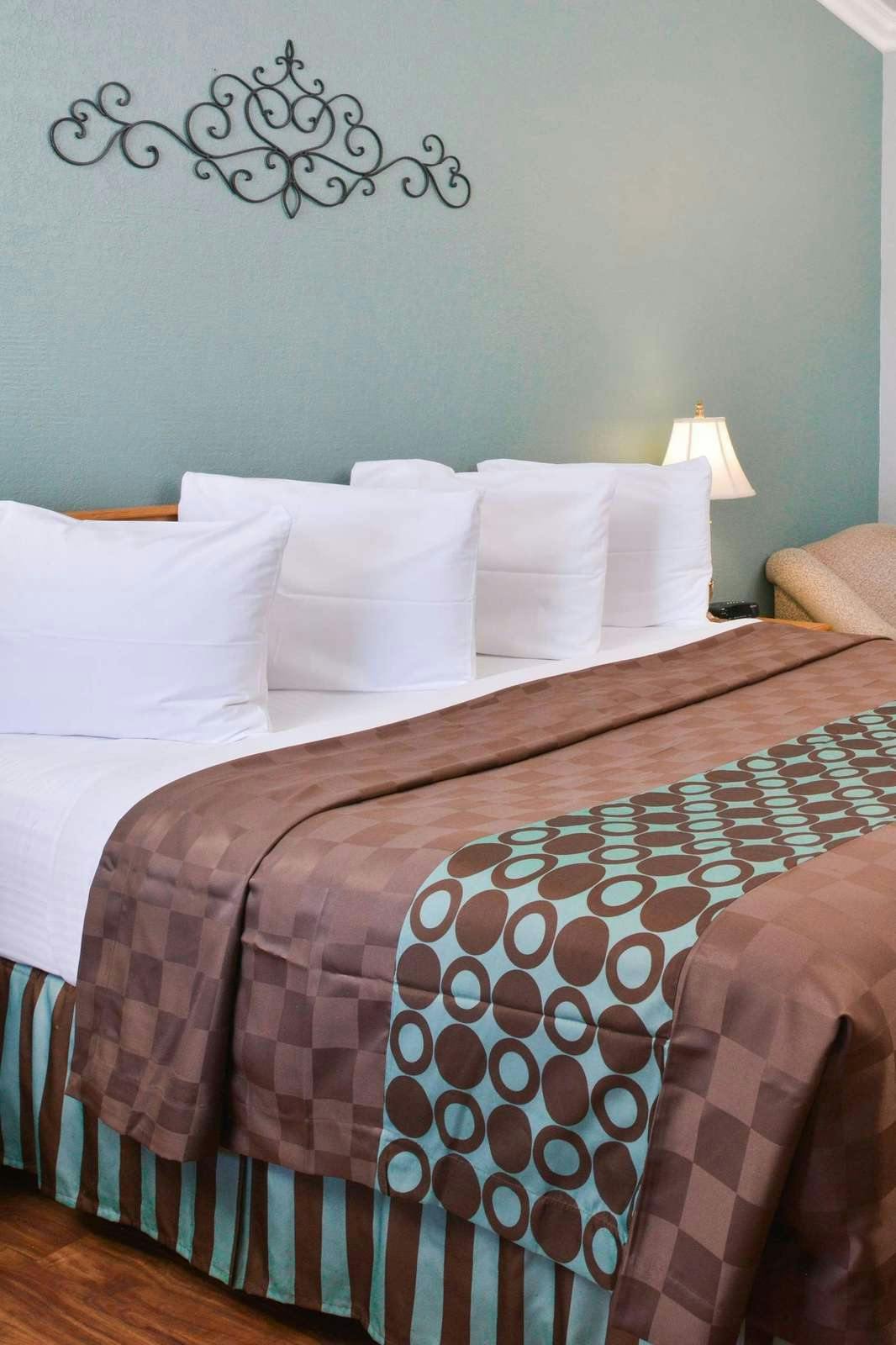 Hotel Americas Best Value Inn Los Banos photo 1