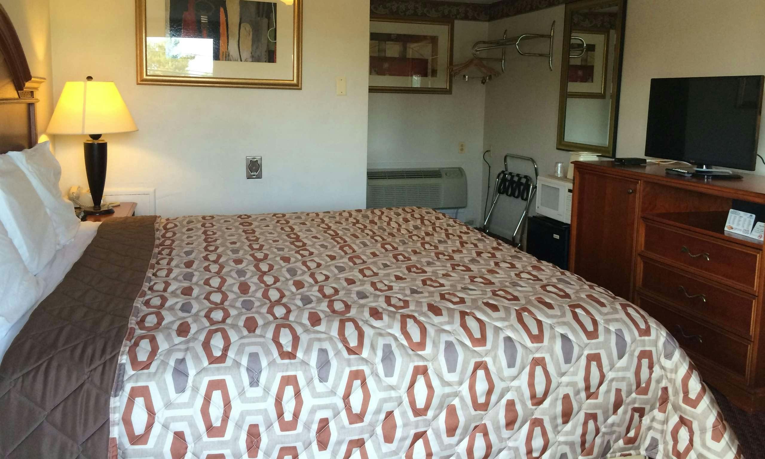 Americas Best Value Inn Palmyra Hershey