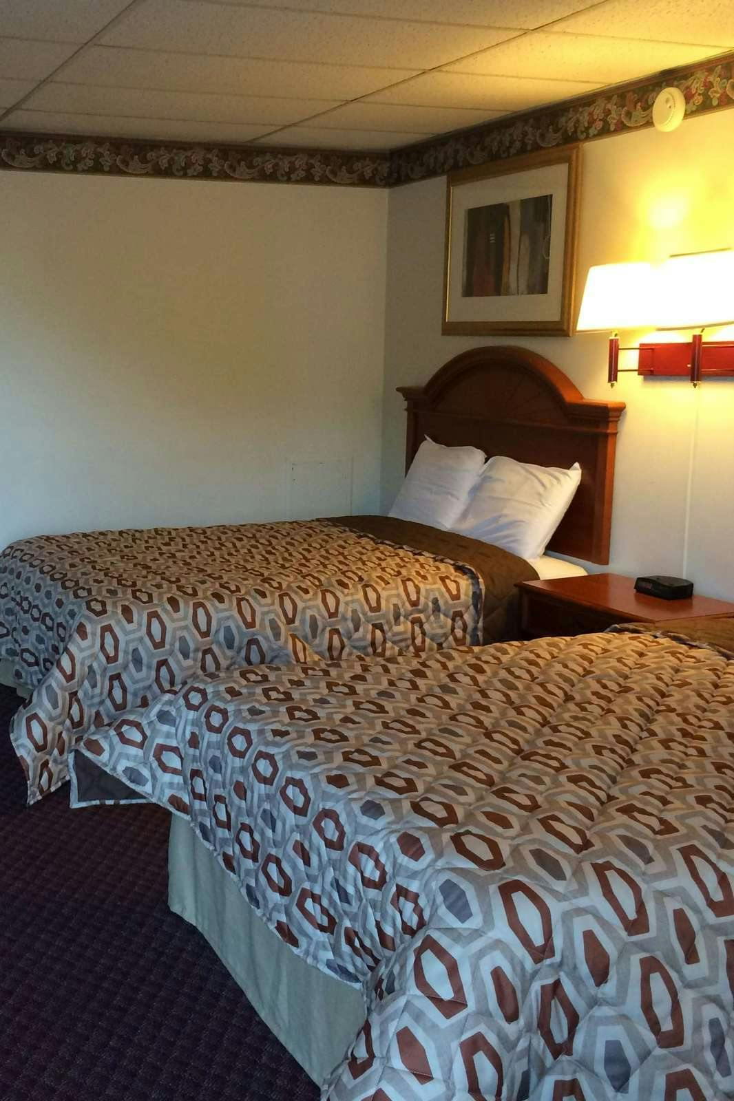 Hotel Americas Best Value Inn Palmyra Hershey photo 2