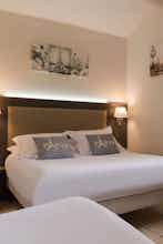 Hotel Mas des Romarins, The Originals Relais photo 2