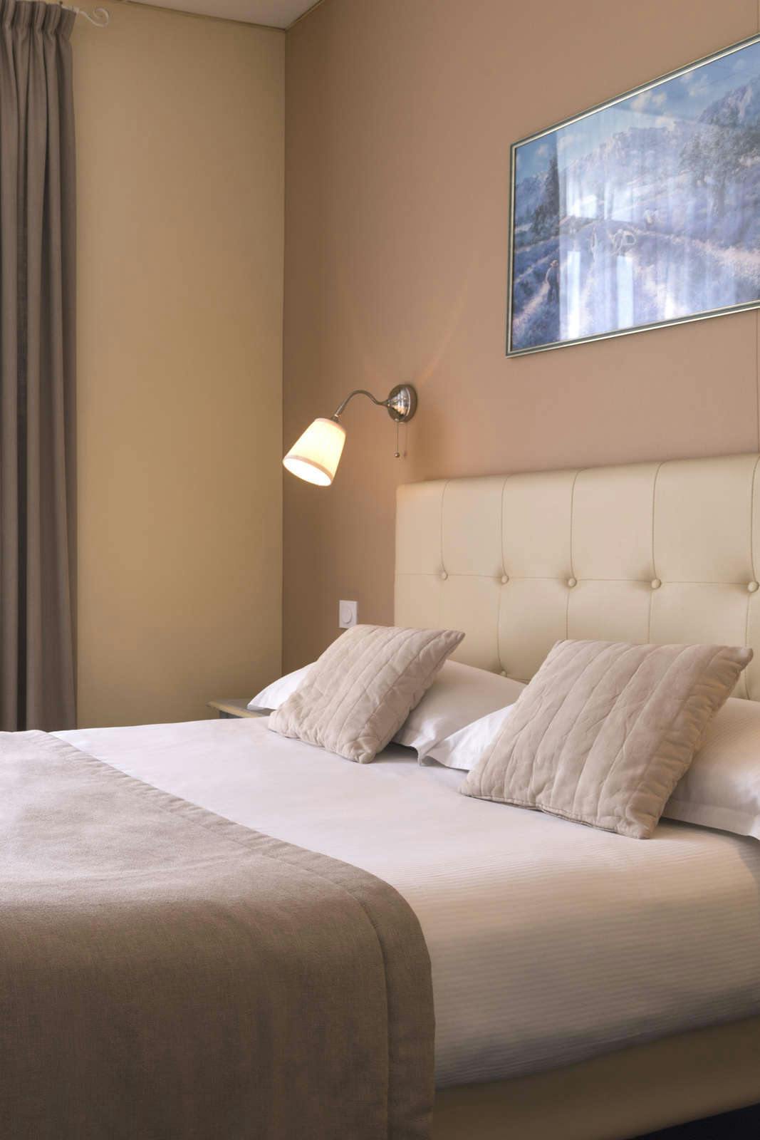 Hotel Hotel The Originals des Orangers Cannes photo 4