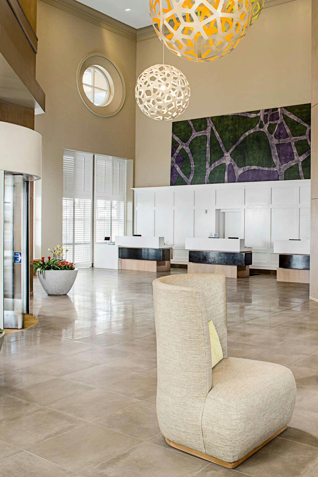 Hotel Embassy Suites San Diego Bay - Downtown photo 4