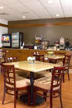 Hotel Holiday Inn Express Wilmington North - Brandywine photo 1