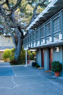 Red Cottage Inn Suites Silicon Valley Palo Alto Menlo Park