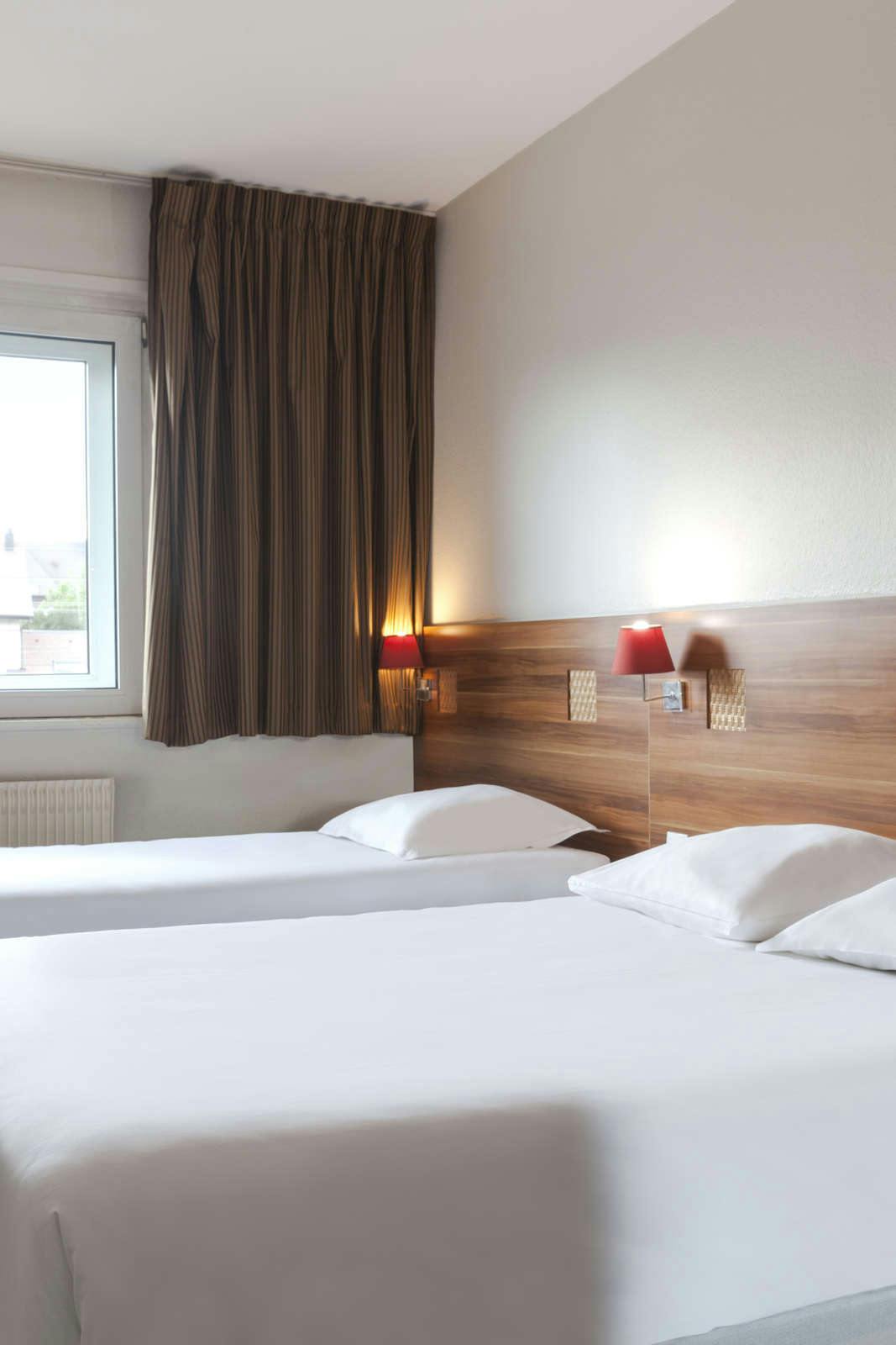 Hotel Hotel The Originals Colmar Gare photo 5